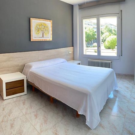 Apto. Grande, Luminoso Y Centrico Apartman Olot Kültér fotó
