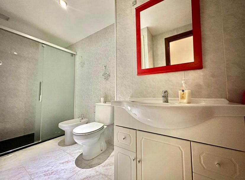 Apto. Grande, Luminoso Y Centrico Apartman Olot Kültér fotó