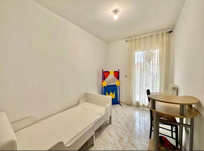 Apto. Grande, Luminoso Y Centrico Apartman Olot Kültér fotó